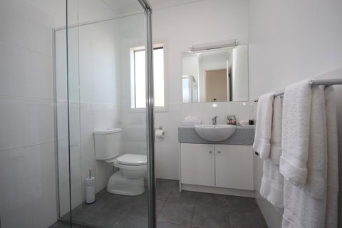 Wallaroo Marina Apartments - Accommodation Newcastle 29