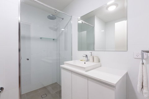 Bluewater Apartments - Accommodation Newcastle 16