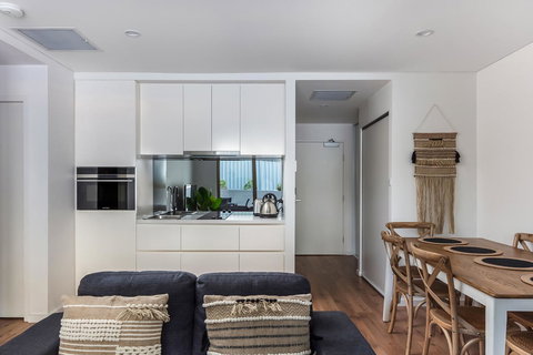 Bluewater Apartments - Accommodation Newcastle 4