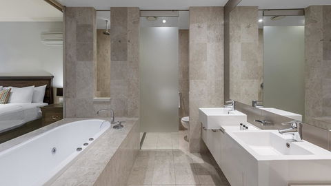 Oaks Casuarina Santai Resort - Accommodation Newcastle 2