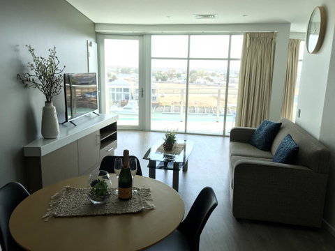 Ocean View Luxury Apartment & Suite - Accommodation Newcastle 43