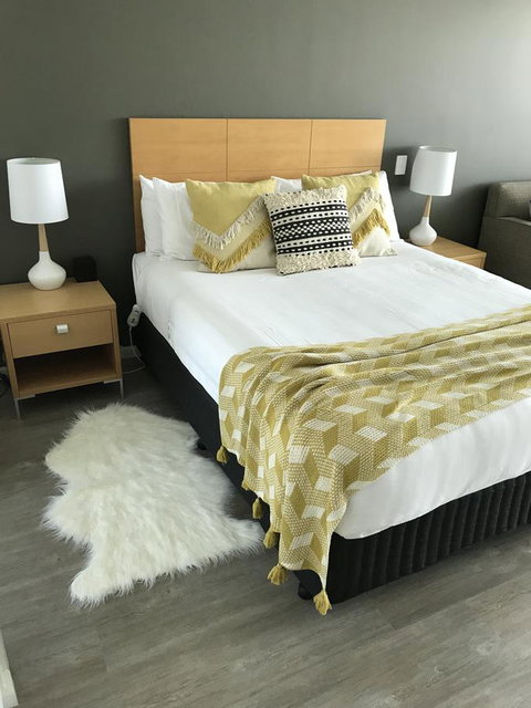 Ocean View Luxury Apartment & Suite - Accommodation Newcastle 20