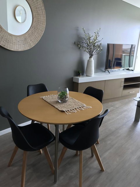 Ocean View Luxury Apartment & Suite - Accommodation Newcastle 41