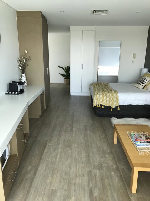 Ocean View Luxury Apartment & Suite - Accommodation Newcastle 33