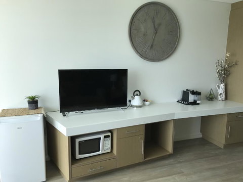 Ocean View Luxury Apartment & Suite - Accommodation Newcastle 32