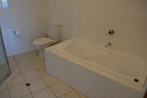 Wallaroo Marina Luxury Apartment - Accommodation Newcastle 23