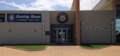 Wallaroo Marina Luxury Apartment - Accommodation Newcastle 14