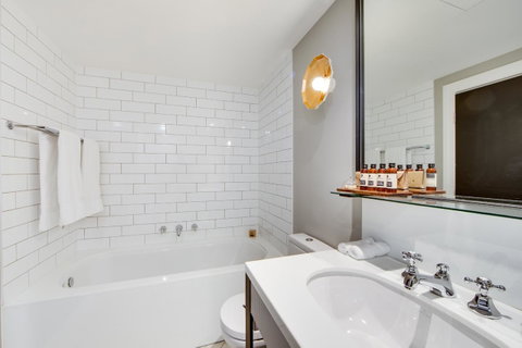 Mayfair Hotel - Accommodation Newcastle 1