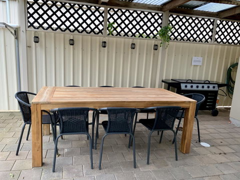 Inna Nutshell - Accommodation Newcastle 8