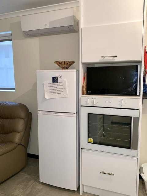 Inna Nutshell - Accommodation Newcastle 2