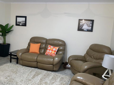 Inna Nutshell - Accommodation Newcastle 5
