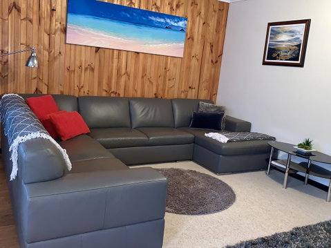 Inna Nutshell - Accommodation Newcastle 14