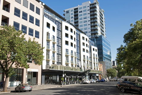 Mantra Hindmarsh Square - Accommodation Newcastle 5