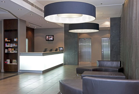 Mantra Hindmarsh Square - Accommodation Newcastle 8