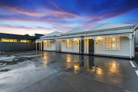Aloha Central Luxury Apartments - Accommodation Newcastle 5