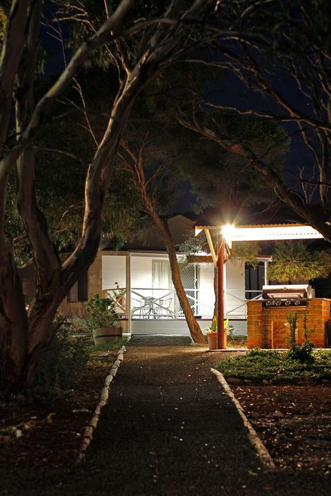 Cape Jervis Holiday Units - Accommodation Newcastle 12