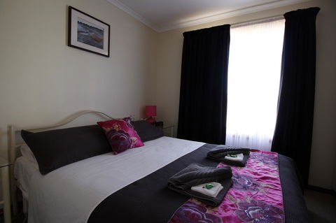 Cape Jervis Holiday Units - Accommodation Newcastle 4