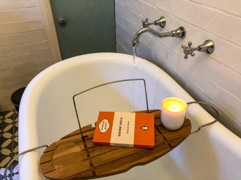 Inglenook Cottage - Accommodation Newcastle 23