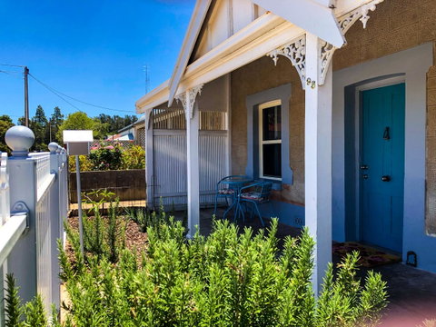 Inglenook Cottage - Accommodation Newcastle 0