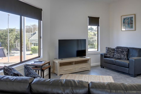 Aart Apartments - Accommodation Newcastle 26