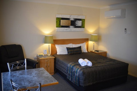 Arkana Motor Inn & Terrace Apartments - Accommodation Newcastle 0