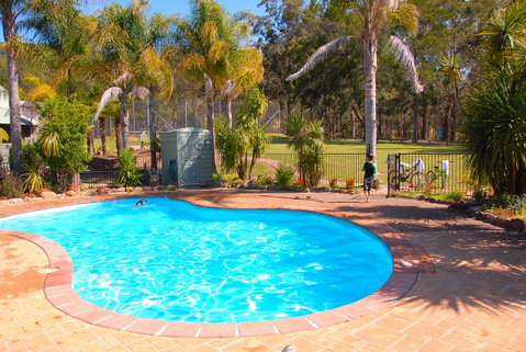 SkyView Villa - Accommodation Newcastle 14