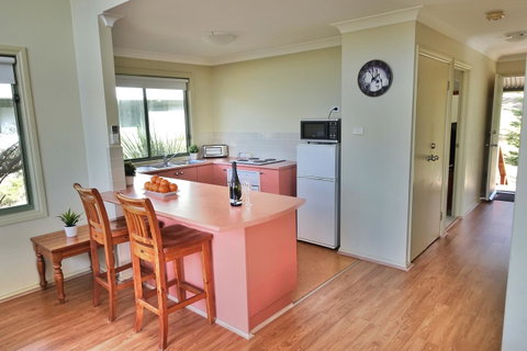 SkyView Villa - Accommodation Newcastle 22