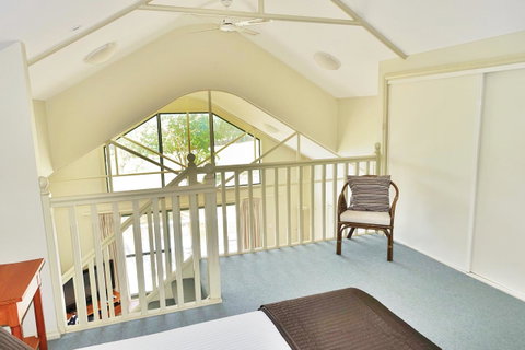 SkyView Villa - Accommodation Newcastle 27