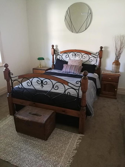 Hilda Anna's - Accommodation Newcastle 21