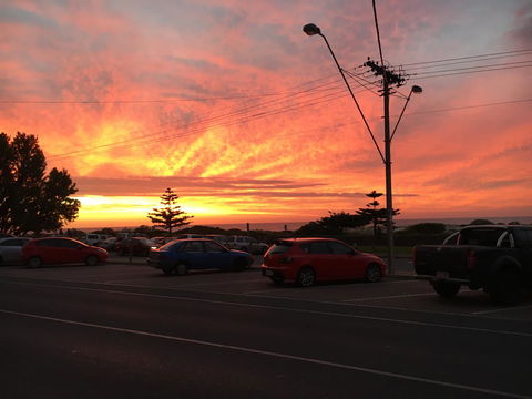Adelaide - Semaphore Beach Front - Accommodation Newcastle 4