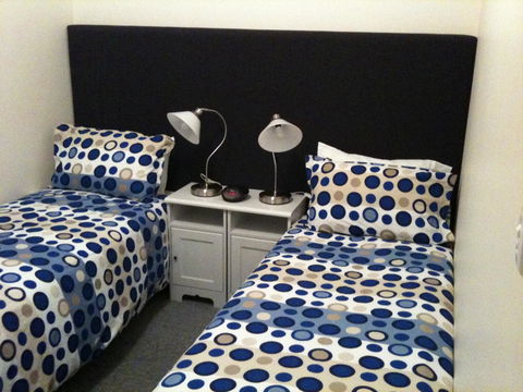 Adelaide - Semaphore Beach Front - Accommodation Newcastle 18