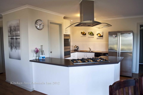 Admirals Inn - Accommodation Newcastle 0