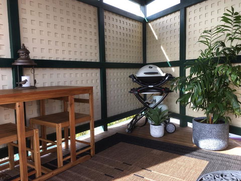 Wine And Roses Bed And Breakfast - Accommodation Newcastle 37