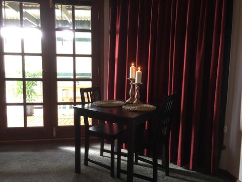 Wine And Roses Bed And Breakfast - Accommodation Newcastle 33