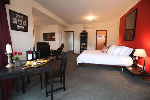 Wine And Roses Bed And Breakfast - Accommodation Newcastle 31