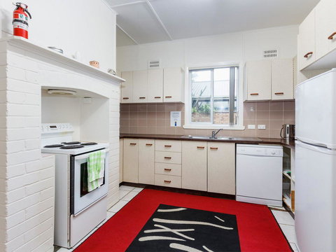 Wyvern - Accommodation Newcastle 2