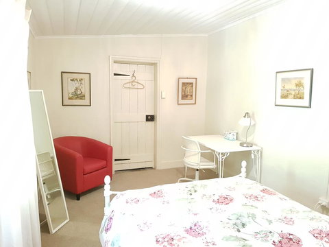 Amy\'s House Bed & Breakfast - Accommodation Newcastle 8