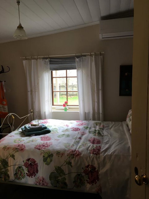 Amy\'s House Bed & Breakfast - Accommodation Newcastle 38