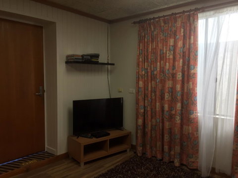 Kingscote Central - Accommodation Newcastle 2