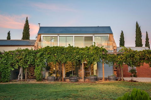 Barossa Shiraz Estate - Accommodation Newcastle 1