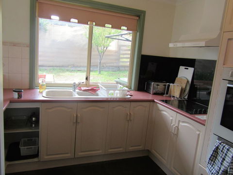Maslin Beach House - Accommodation Newcastle 3