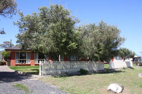 Maslin Beach House - Accommodation Newcastle 19