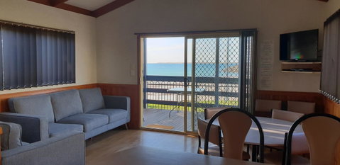 Wallaroo Beachfront Tourist Park - Accommodation Newcastle 5
