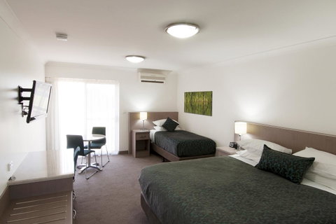 Loxton Community Hotel Motel - Accommodation Newcastle 12