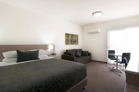 Loxton Community Hotel Motel - Accommodation Newcastle 14