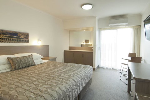 Loxton Community Hotel Motel - Accommodation Newcastle 20