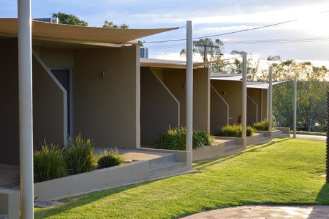 Loxton Community Hotel Motel - Accommodation Newcastle 4