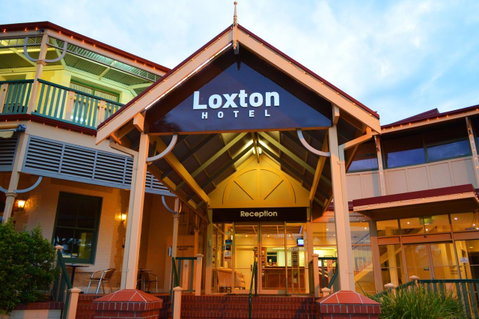 Loxton Community Hotel Motel - Accommodation Newcastle 0