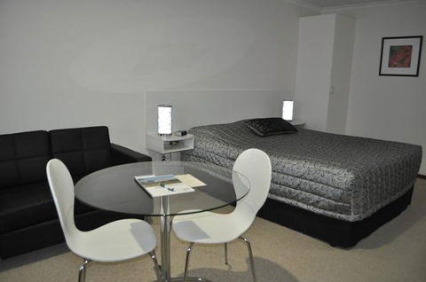 Keith Motor Inn - Accommodation Newcastle 11