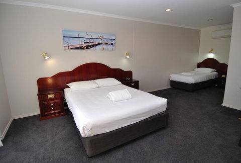 Hilton Beachfront Motel - Accommodation Newcastle 41
